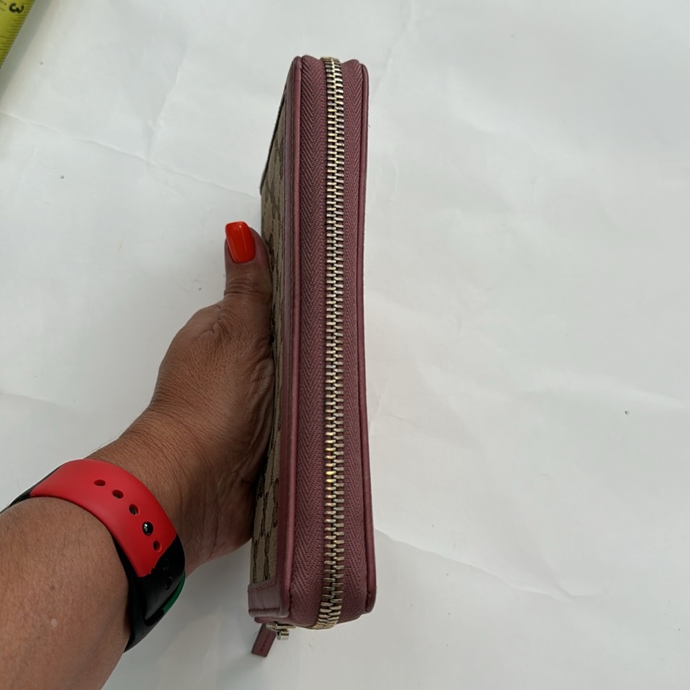 Gucci GG Authentic Pre Owned Pink & Brown Canvas Sukey Zip around long Wallet. - Picture 9 of 15